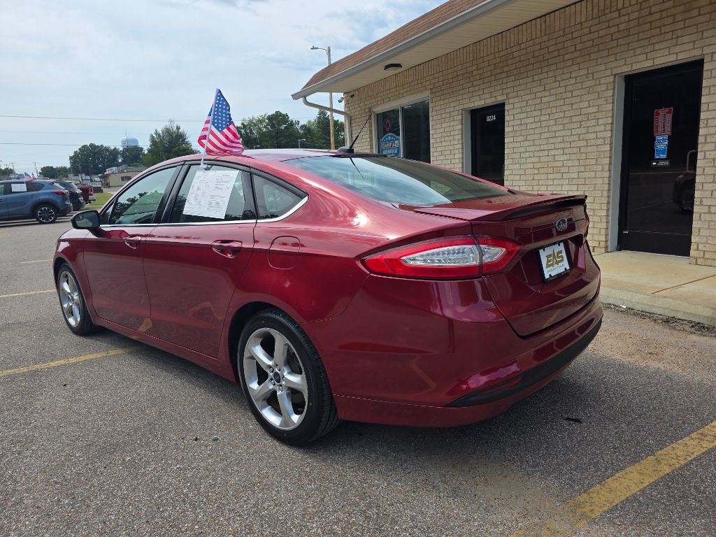 2016 Ford Fusion S - Photo 8